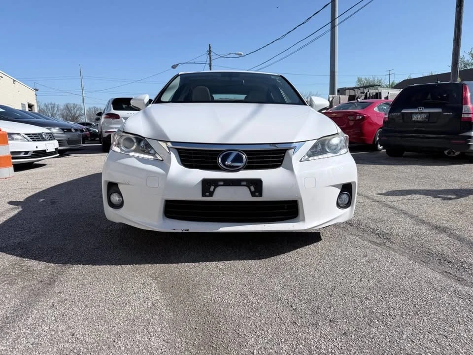 2012 Lexus CT - Image 10 of 20