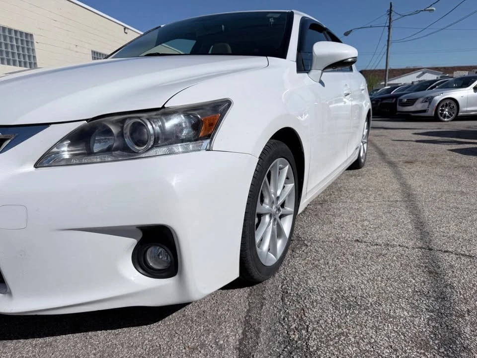 2012 Lexus CT - Image 9 of 20