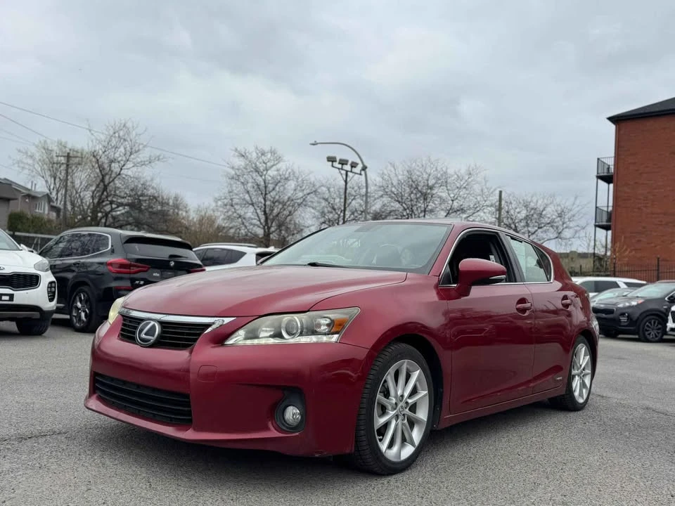 2012 Lexus CT - Image 2 of 17