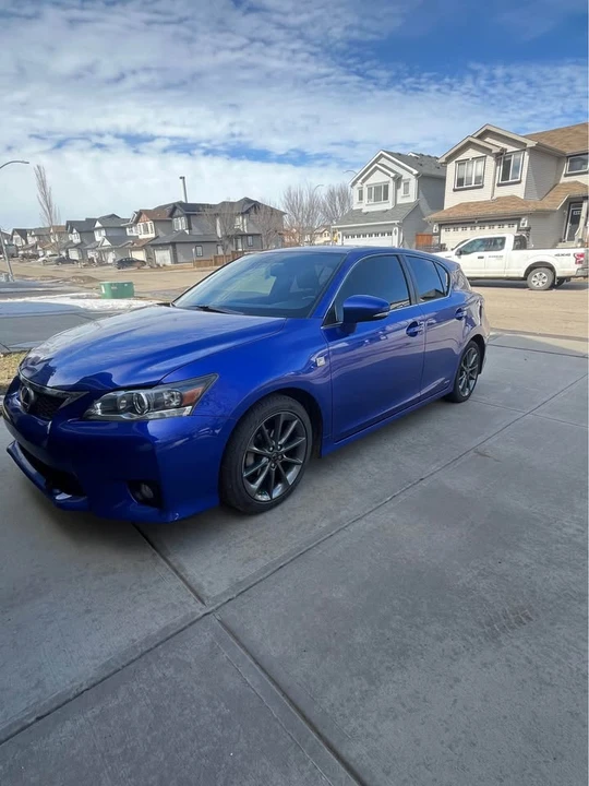 2012 Lexus CT - Image 2 of 8