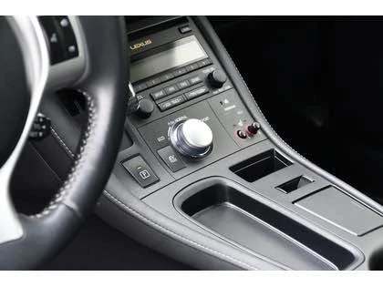 2012 Lexus CT - Image 11 of 20