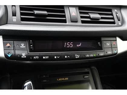 2012 Lexus CT - Image 13 of 20
