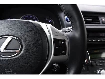 2012 Lexus CT - Image 10 of 20