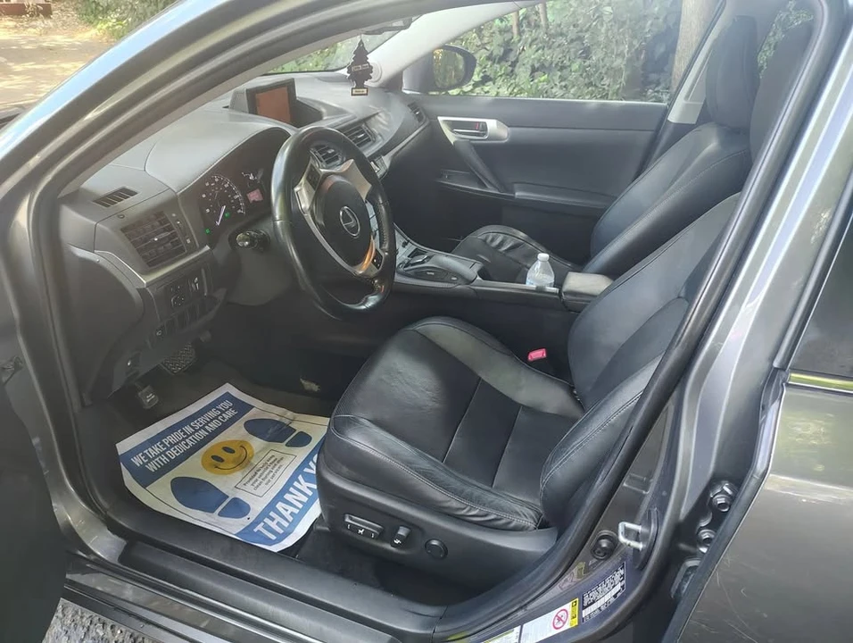 2012 Lexus CT - Image 6 of 20