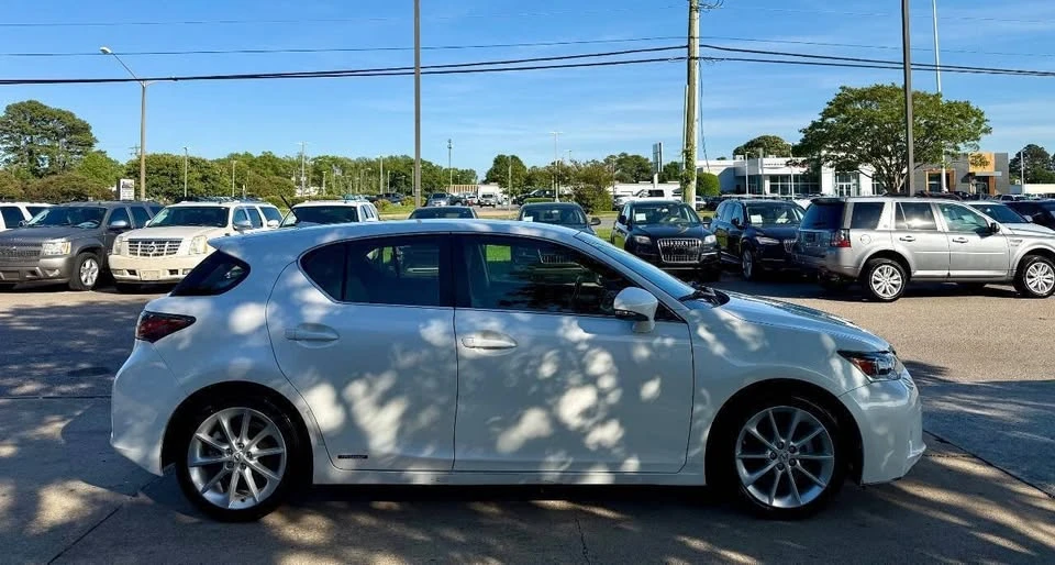 2012 Lexus CT - Image 4 of 20