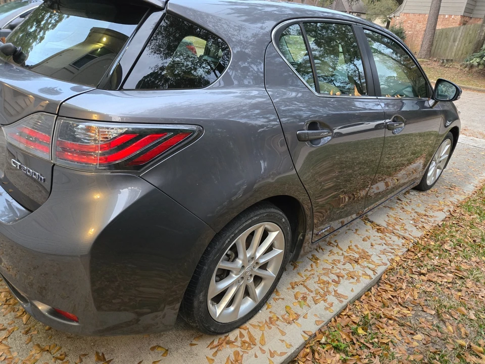 2012 Lexus CT - Image 14 of 21