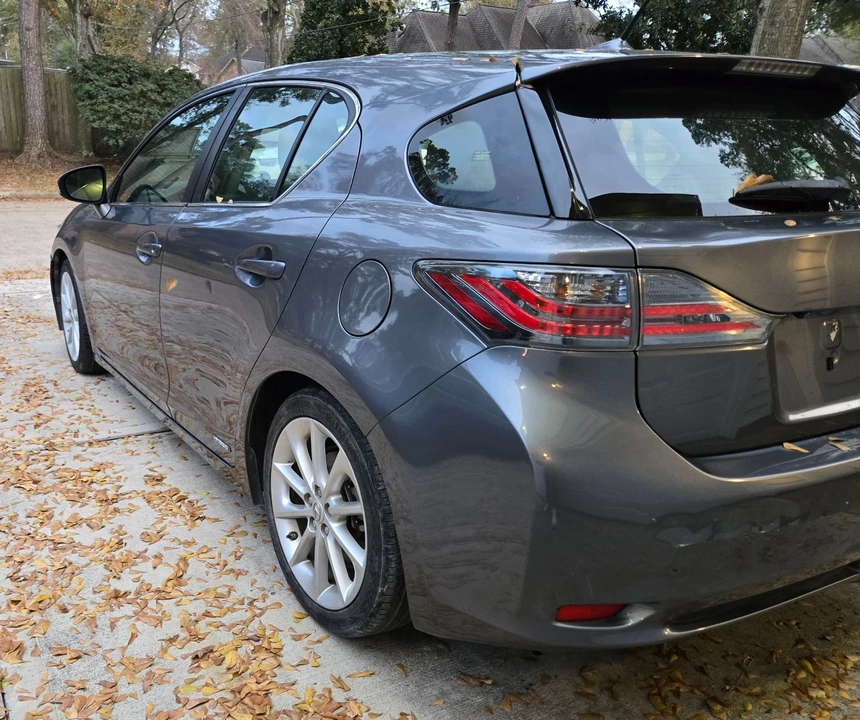 2012 Lexus CT - Image 13 of 21