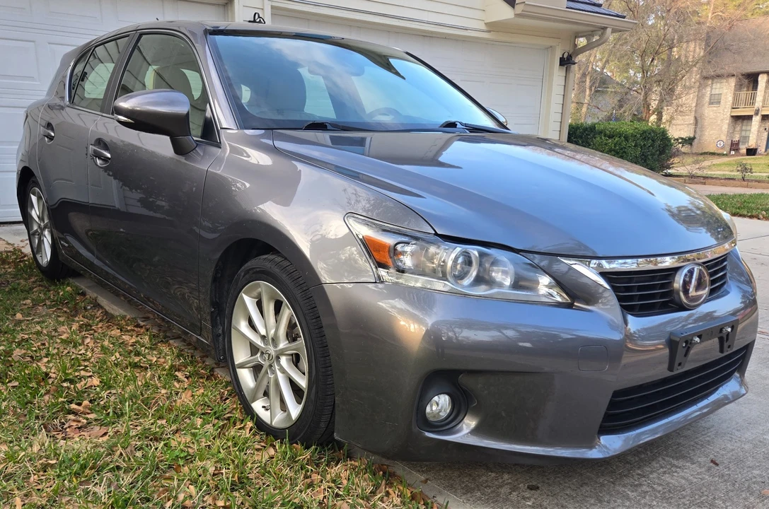 2012 Lexus CT - Image 9 of 21
