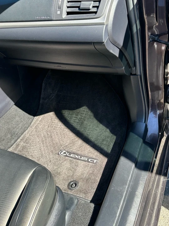 2012 Lexus CT - Image 12 of 15