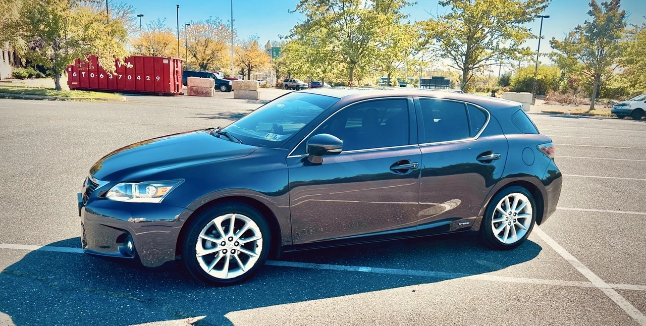 2012 Lexus CT - Image 3 of 21