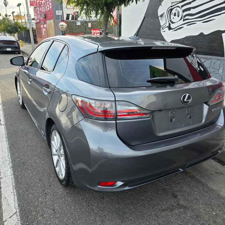 2012 Lexus CT - Image 4 of 14