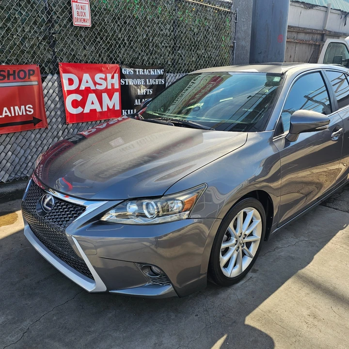 2012 Lexus CT - Image 3 of 14