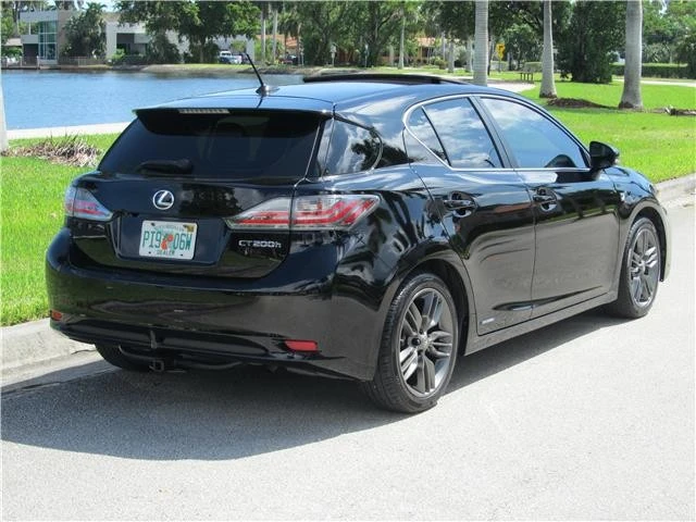 2012 Lexus CT - Image 2 of 12
