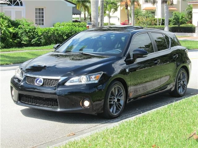 2012 Lexus CT - Image 11 of 12