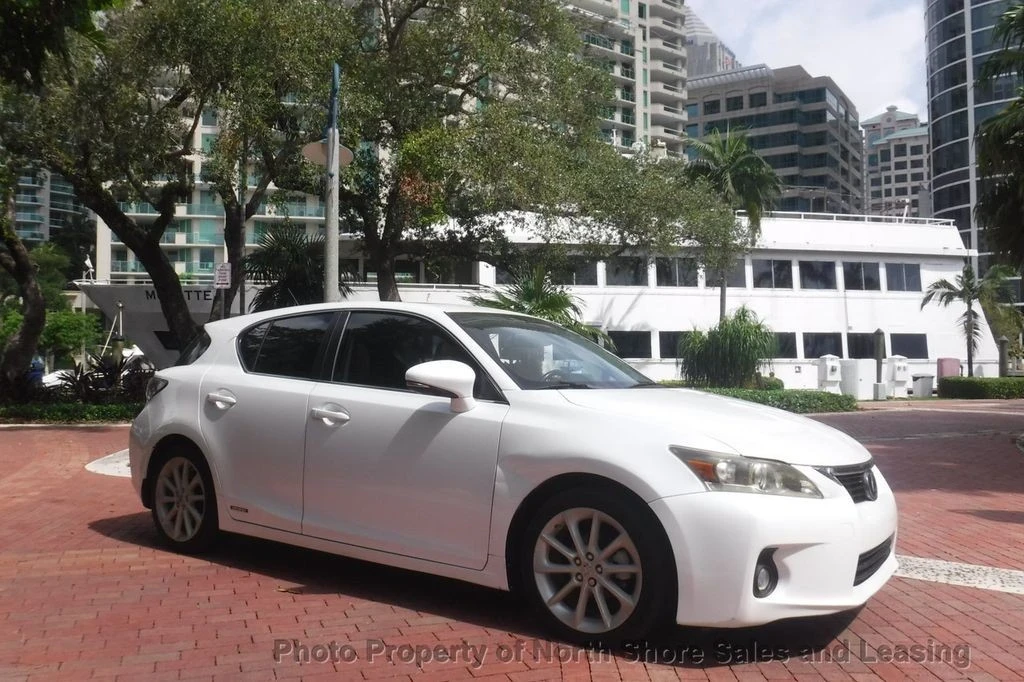 2012 Lexus CT - Image 2 of 12