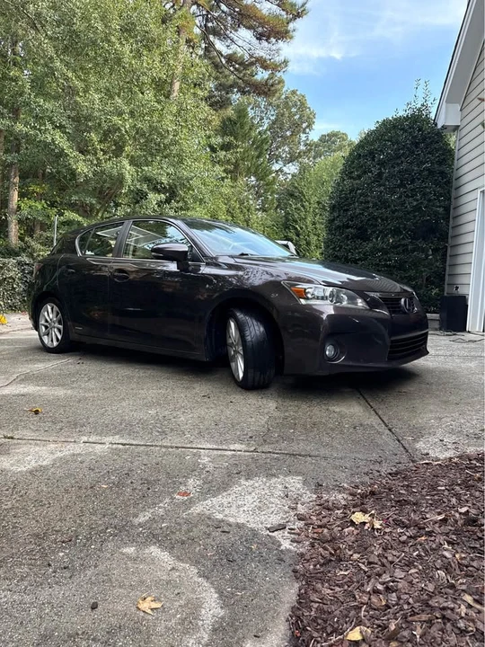2012 Lexus CT - Image 2 of 20