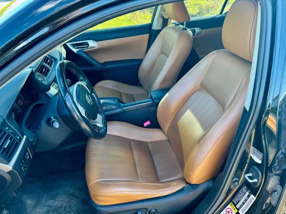 2012 Lexus CT - Image 4 of 6