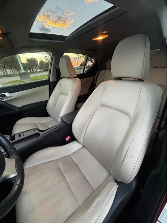 2012 Lexus CT - Image 7 of 9