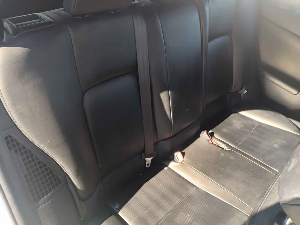 2012 Lexus CT - Image 10 of 15