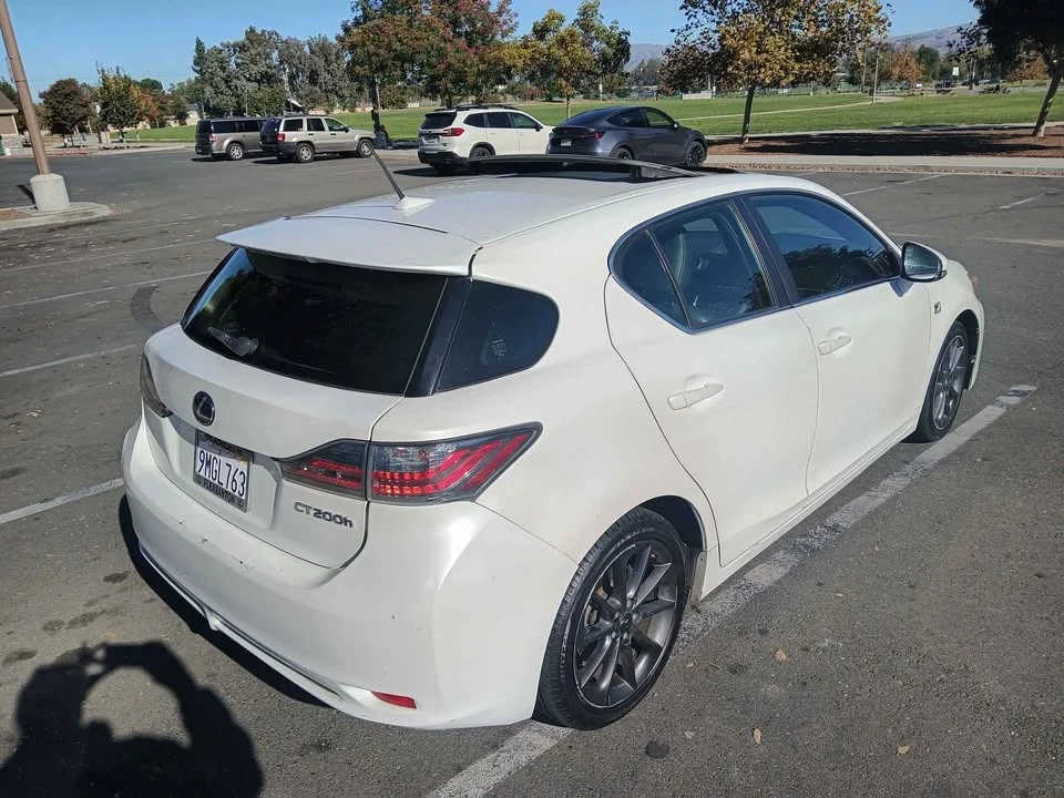 2012 Lexus CT - Image 4 of 20