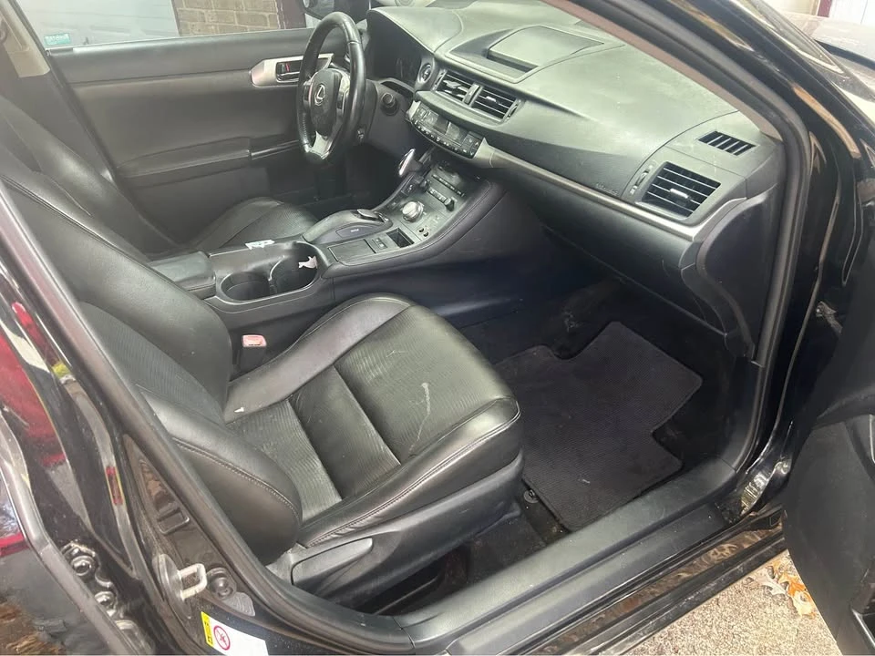2012 Lexus CT - Image 3 of 5