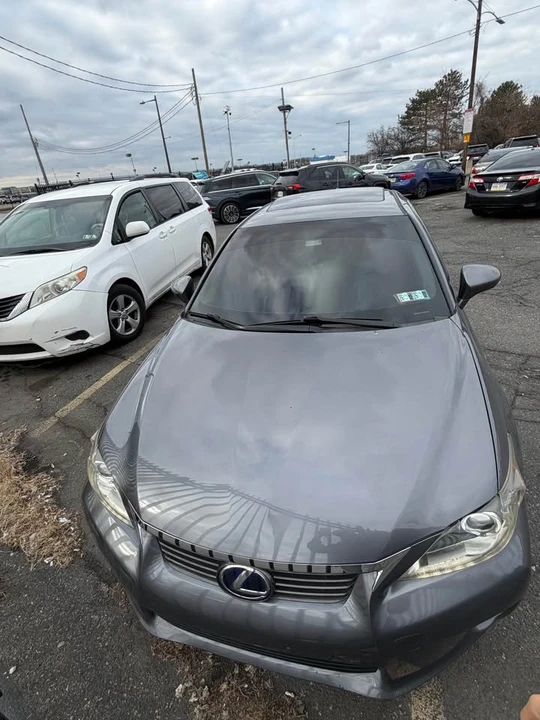 2012 Lexus CT - Image 2 of 14