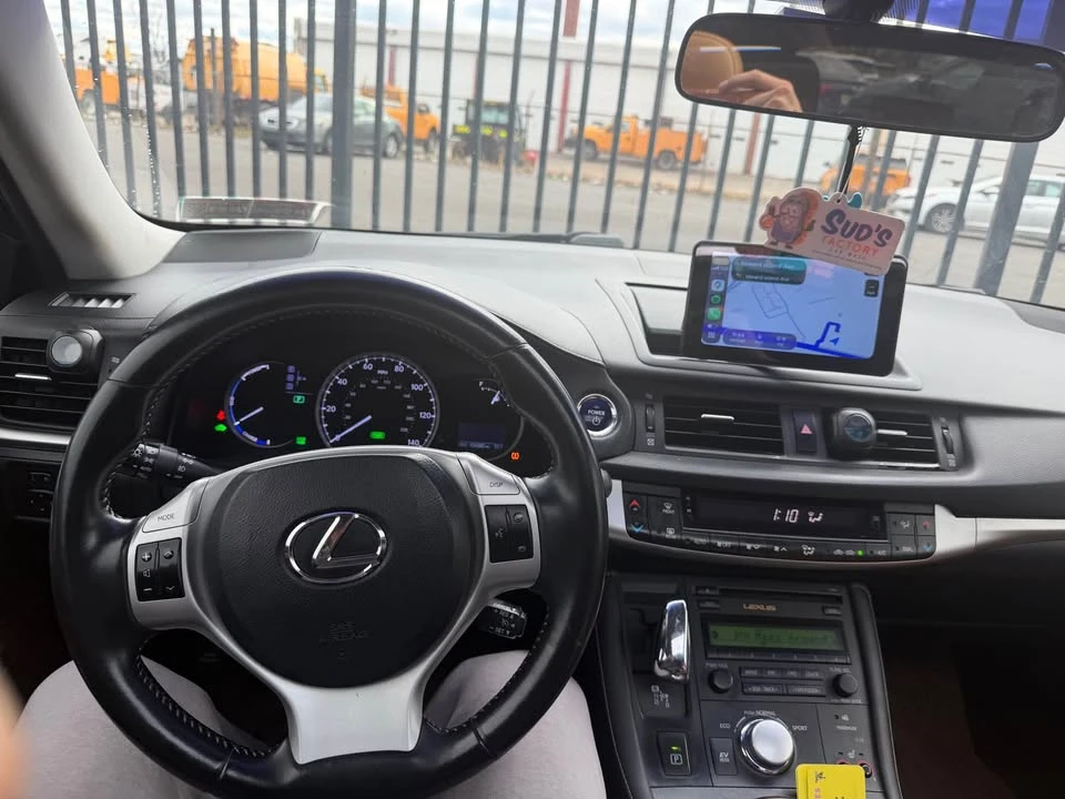 2012 Lexus CT - Image 14 of 14