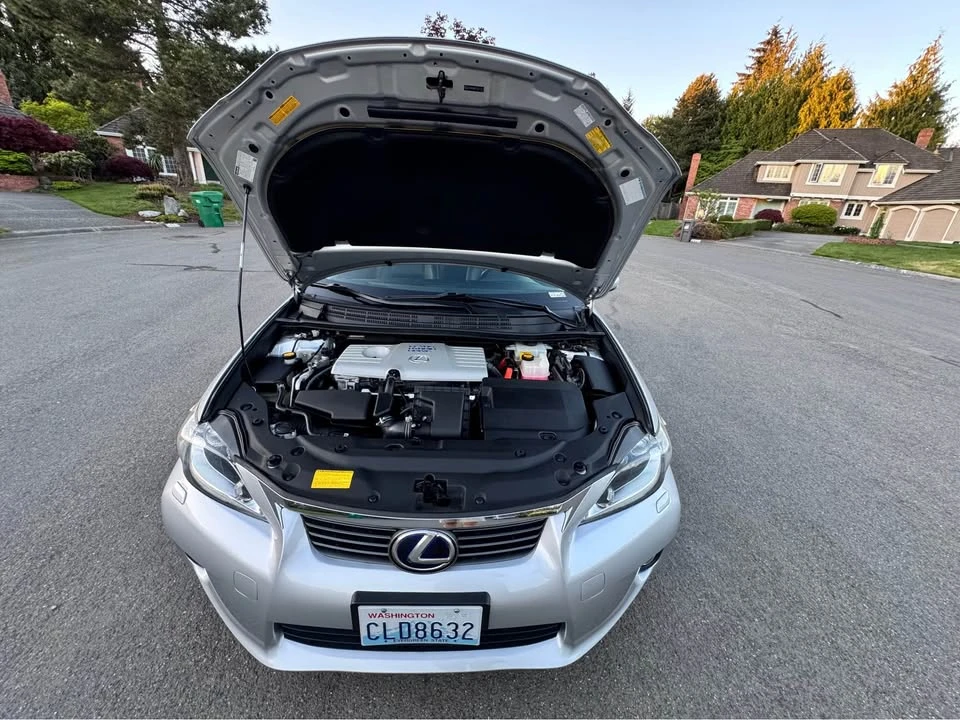2012 Lexus CT - Image 13 of 16
