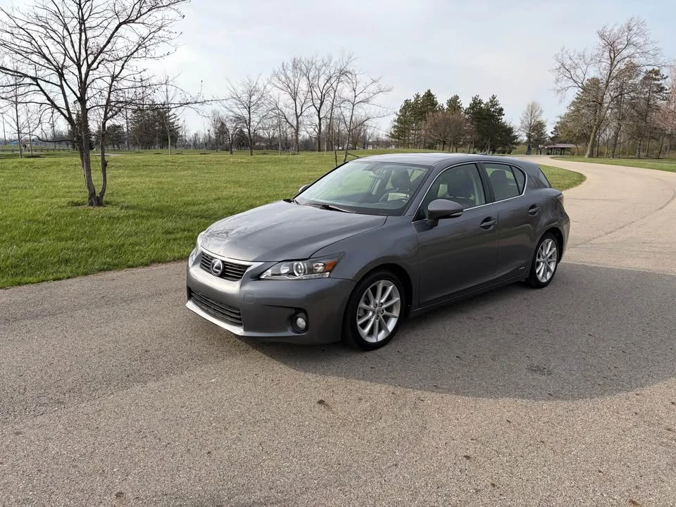 2012 Lexus CT - Image 10 of 19