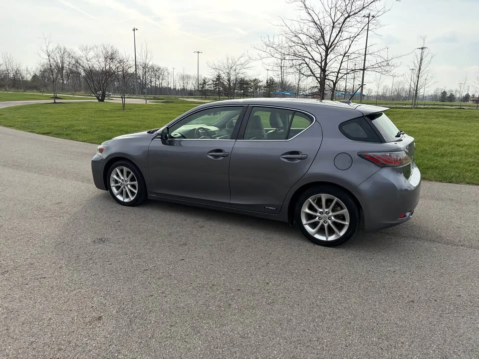 2012 Lexus CT - Image 8 of 19