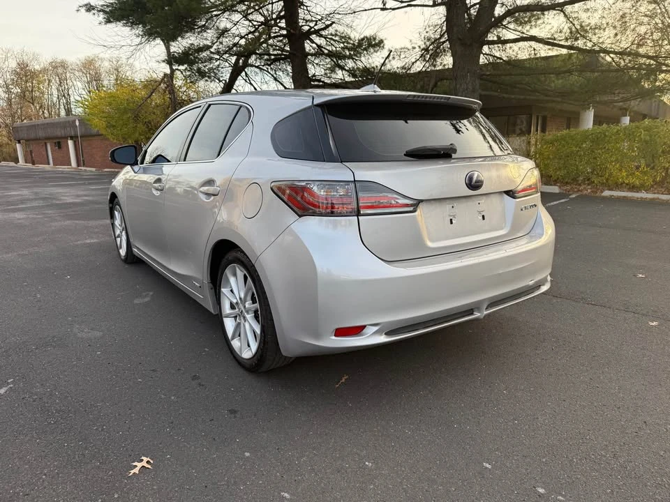 2012 Lexus CT - Image 8 of 19
