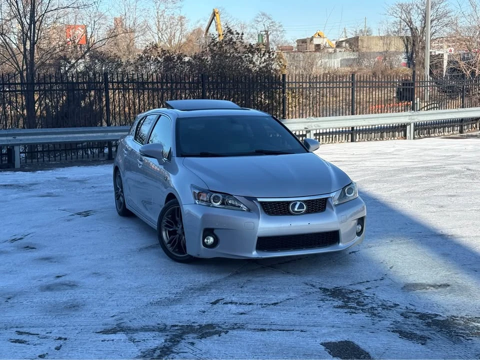 2012 Lexus CT - Image 13 of 18