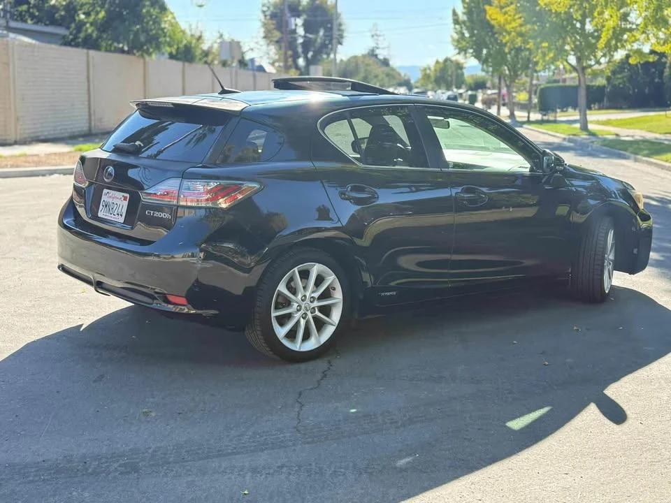2012 Lexus CT - Image 8 of 14