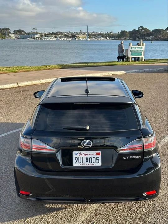 2012 Lexus CT - Image 6 of 9