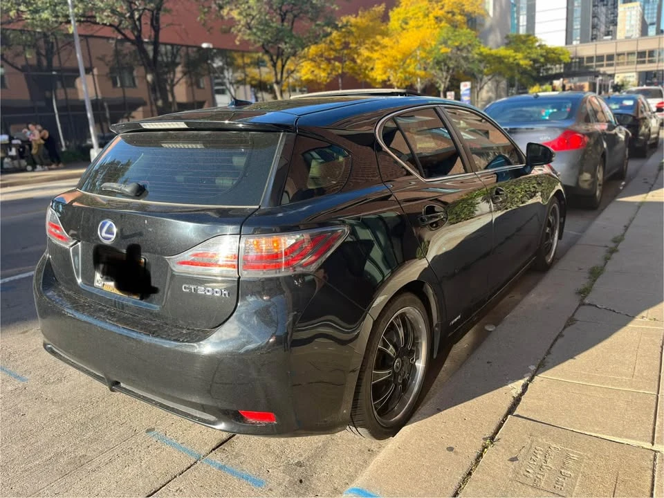2012 Lexus CT - Image 9 of 17