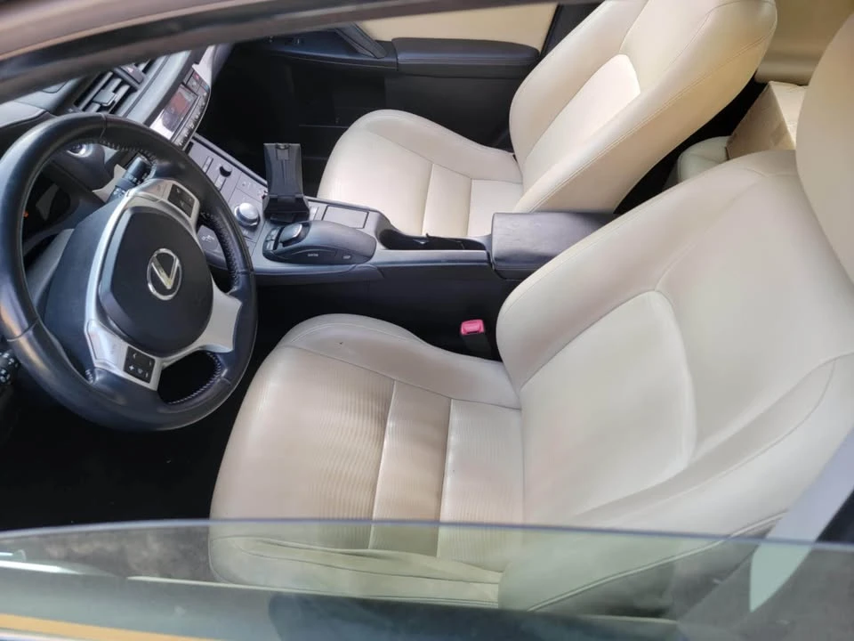 2012 Lexus CT - Image 4 of 5