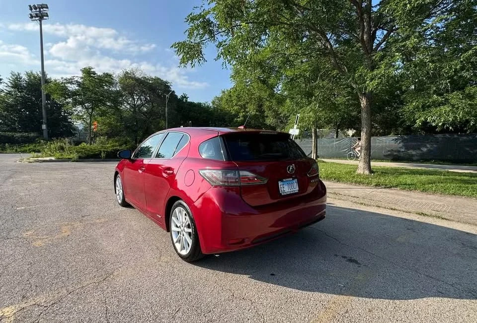 2012 Lexus CT - Image 7 of 17