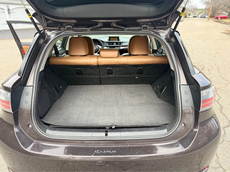 2012 Lexus CT - Image 6 of 10