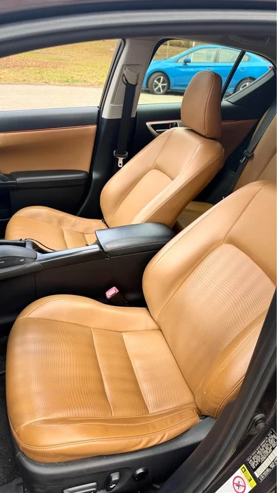 2012 Lexus CT - Image 7 of 10