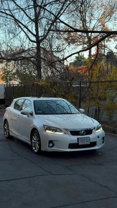 2012 Lexus CT - Image 4 of 7