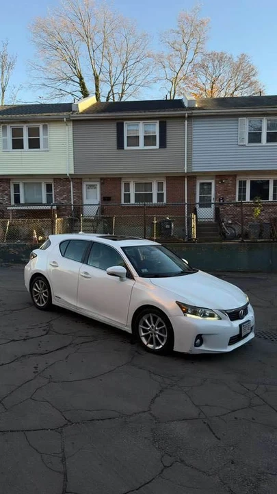 2012 Lexus CT - Image 3 of 7