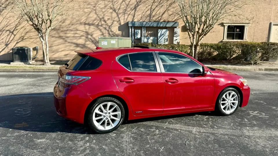 2012 Lexus CT - Image 4 of 17