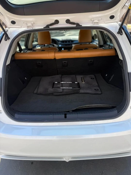 2012 Lexus CT - Image 7 of 17