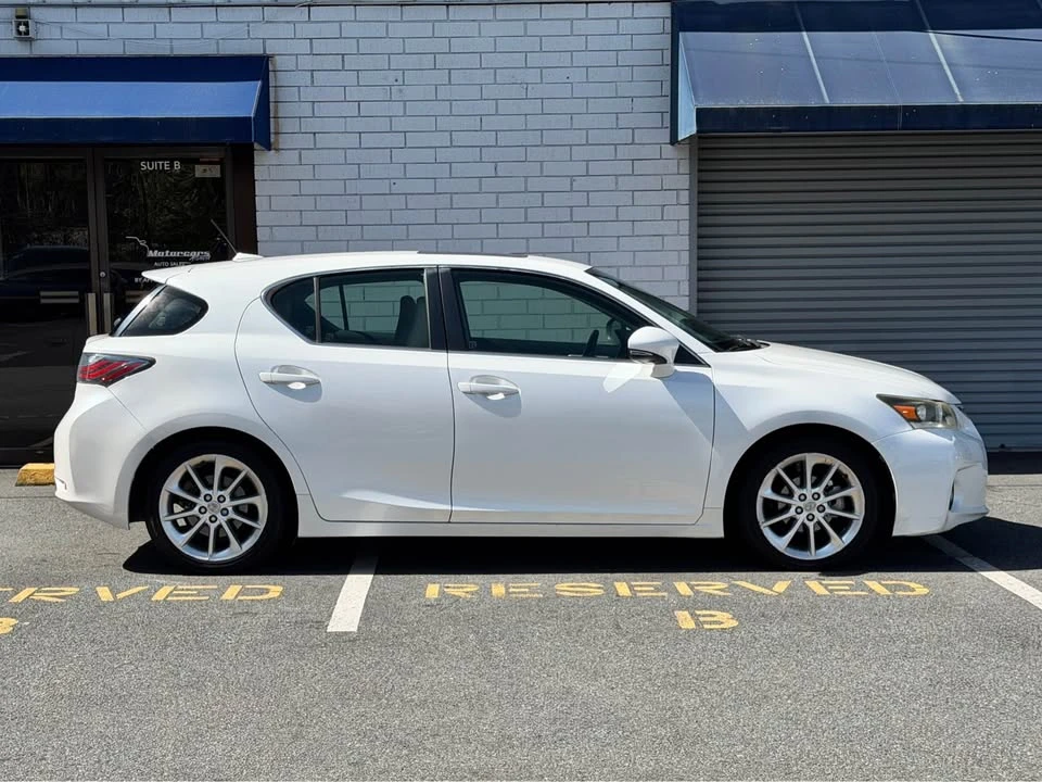 2012 Lexus CT - Image 5 of 11