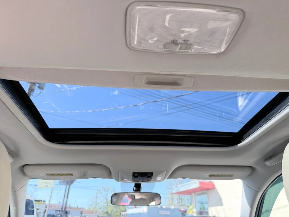 2012 Lexus CT - Image 14 of 15