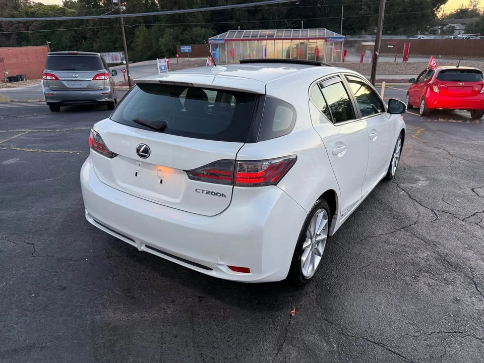 2012 Lexus CT - Image 3 of 19