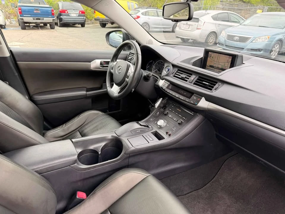2012 Lexus CT - Image 20 of 20