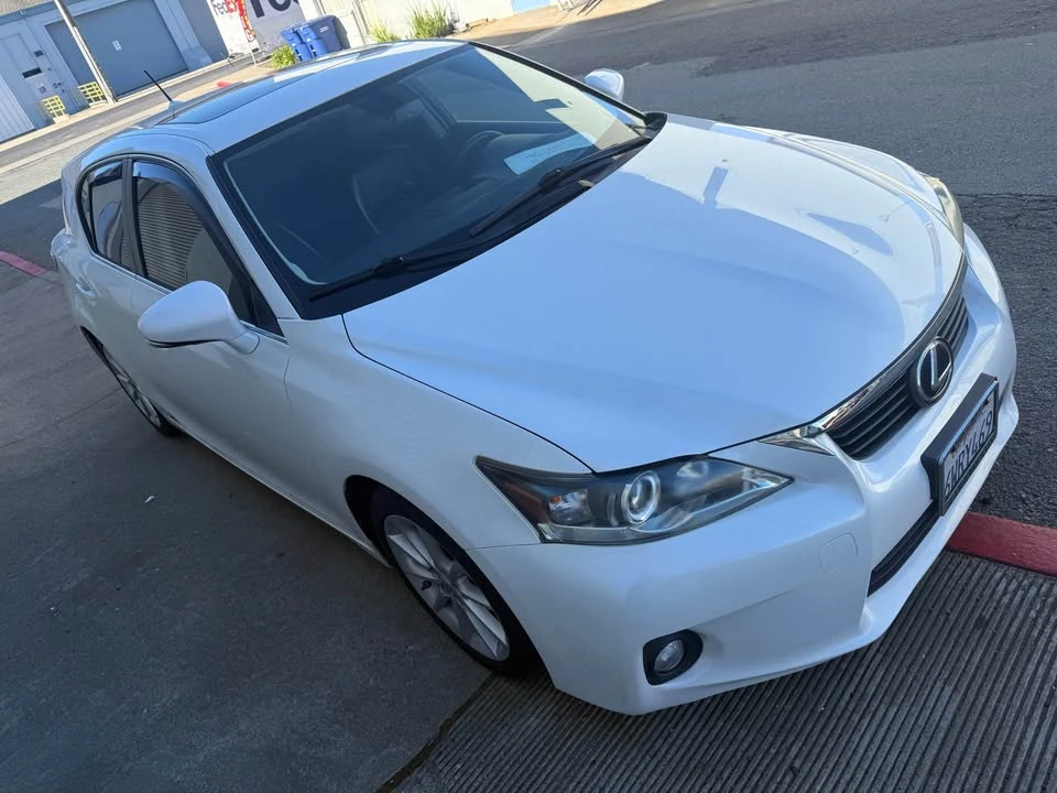 2012 Lexus CT - Image 4 of 9