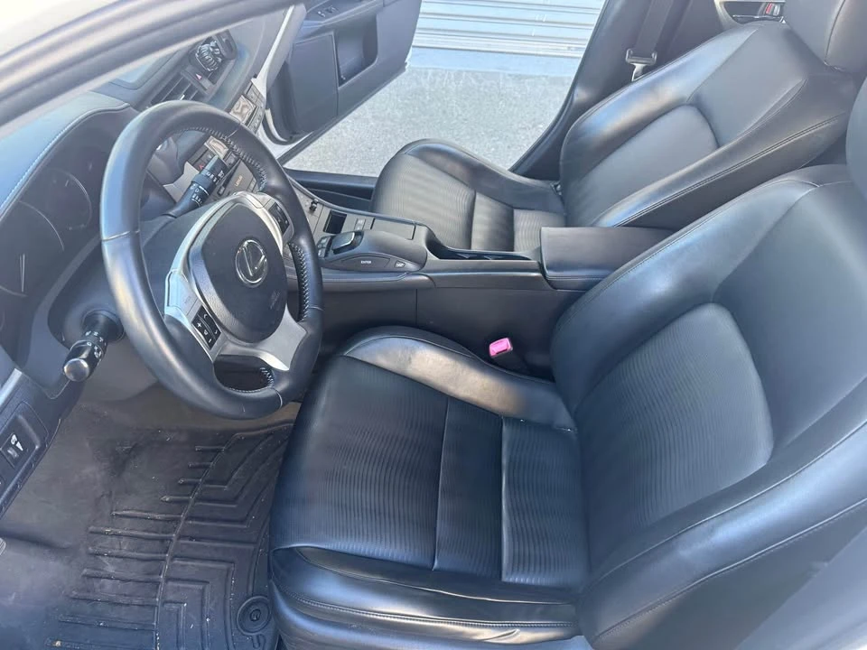2012 Lexus CT - Image 9 of 9