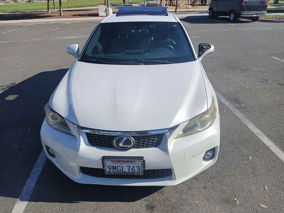 2012 Lexus CT - Image 14 of 17